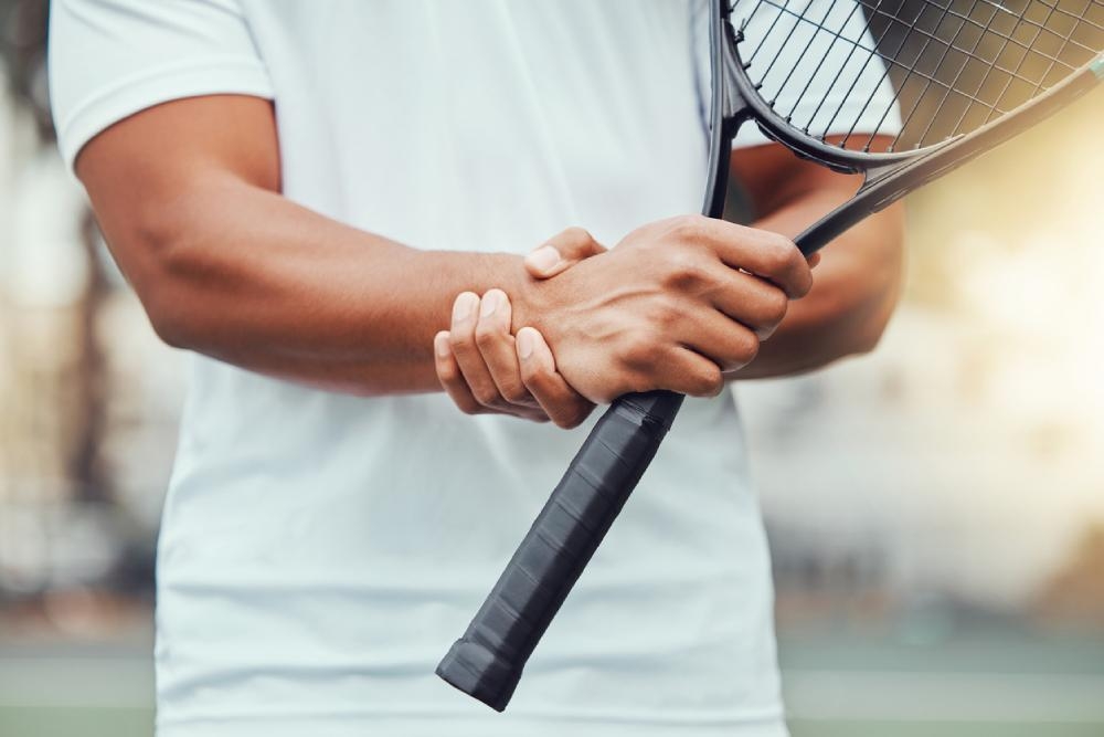 Carpal Tunnel vs. Wrist Tendonitis: What’s Causing Your Pain?